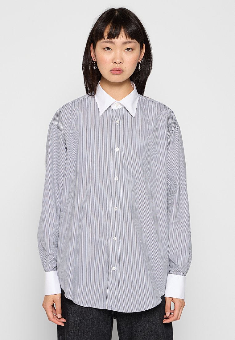 Filippa K Overhemdblouse wit Filippa K Overhemdblouse wit