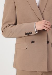 Isaac Dewhirst THE FASHION SUIT PEAK RECYCLED  SLIM - Dress - taupe