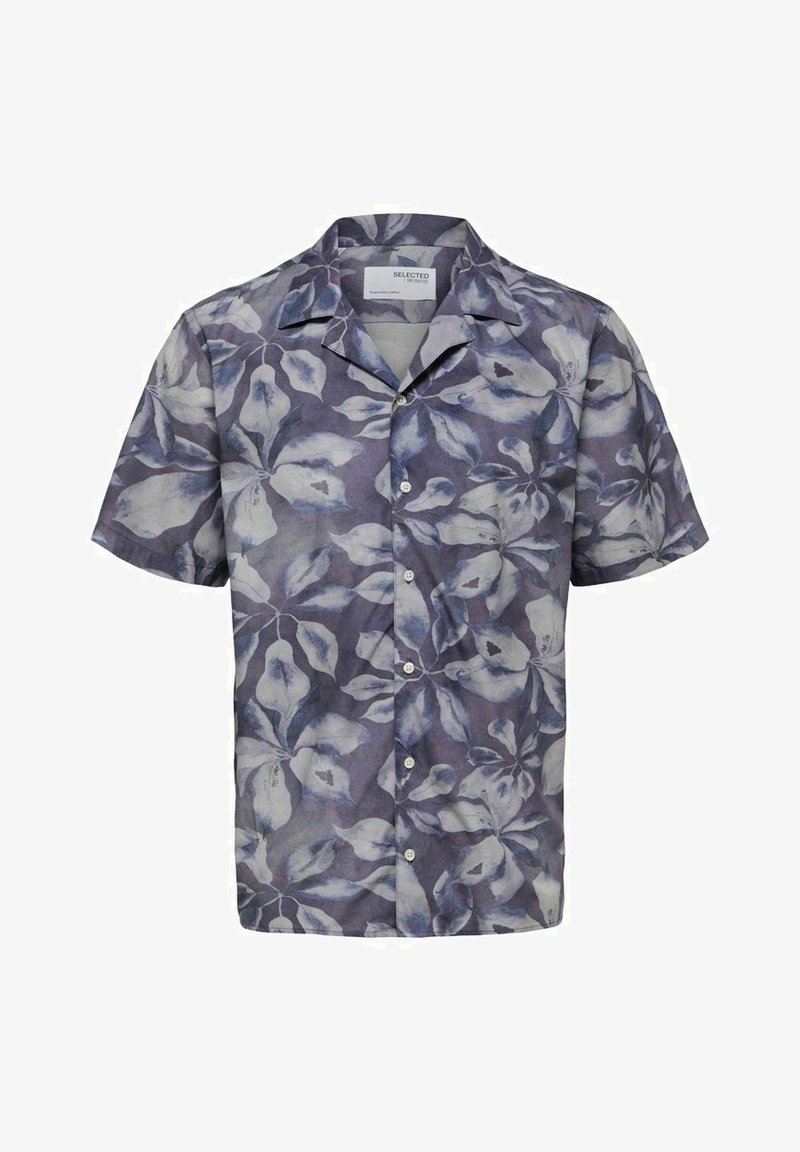 Košile s krátkým rukávem na knoflíky v tmavě modré látce s květinovým vzorem v světle modrých a bílých odstínech. Volnější střih a špičatý límec.