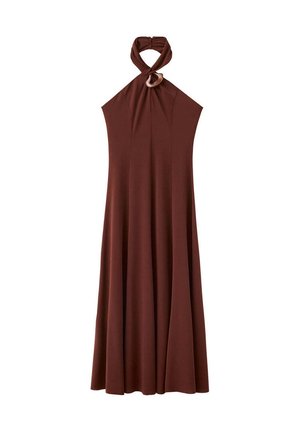Vestido maxi marrón sin mangas con cuello halter, detalle de nudo torcido en el escote y silueta fluida de línea A.