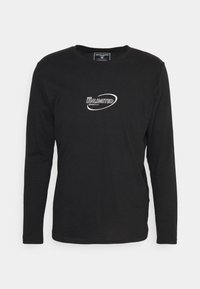 Schwarzes Langarm-T-Shirt aus Baumwolle mit einem weißen grafischen Logo auf der Vorderseite, das "UNLIMITED 2022" zeigt. Standard Design mit Rundhalsausschnitt.