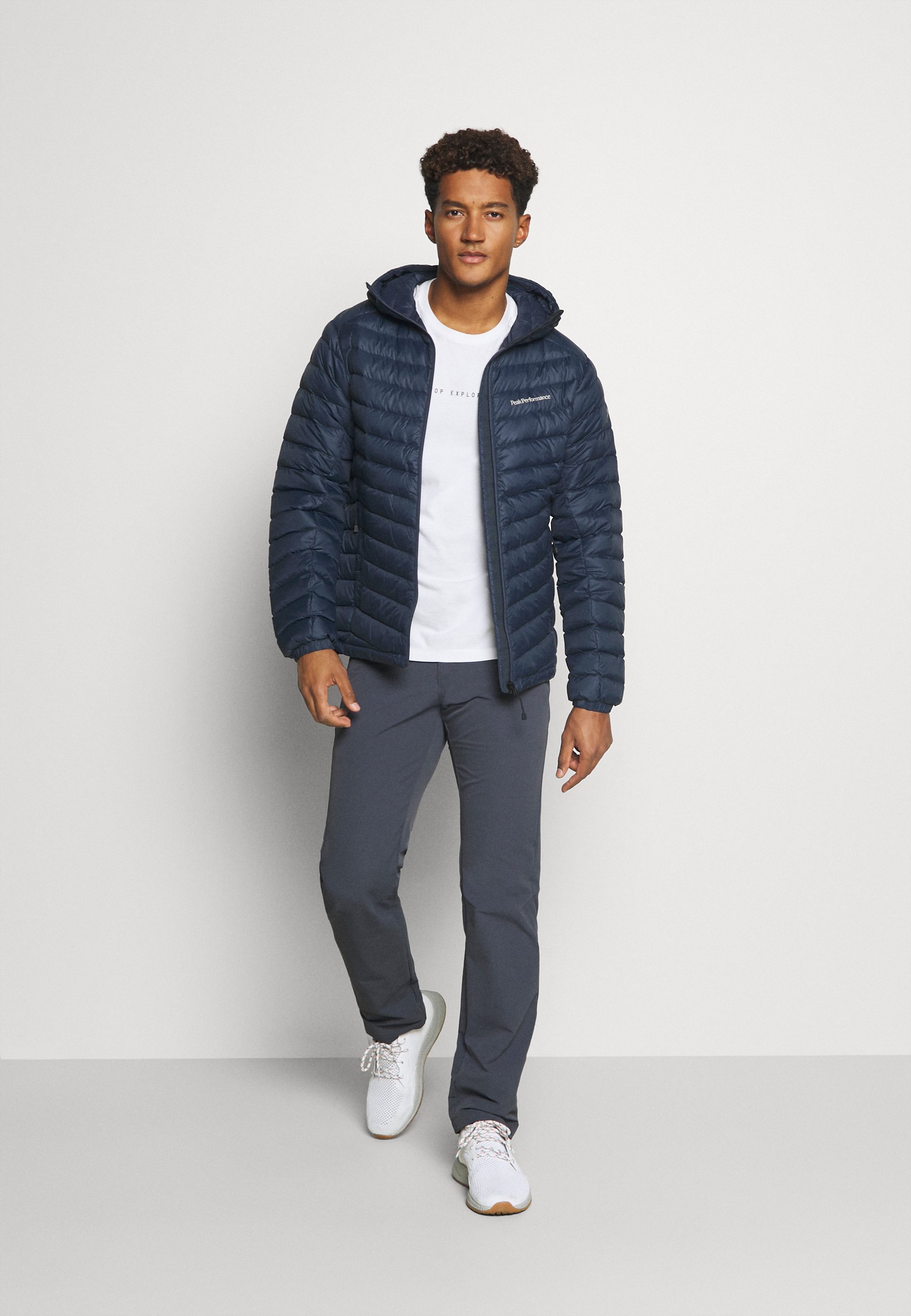 supply & demand peak reversible jacket