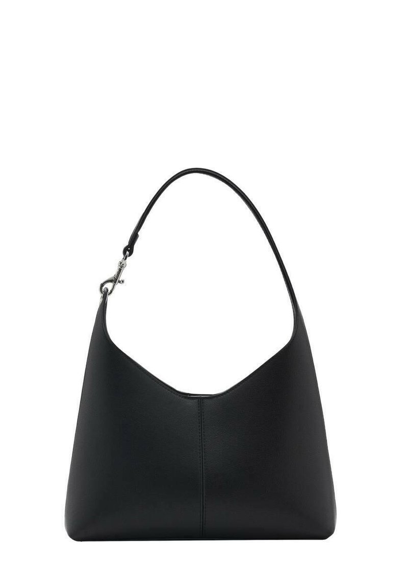 Borsa a mano in pelle nera con design curvo, tracolla stretta e apertura triangolare. Caratterizzata da una costruzione senza cuciture e hardware minimo.