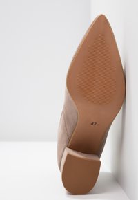 Zign Ankle boot