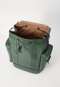 COACH HITCH BACKPACK - Batoh - hunter green