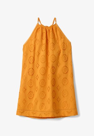 Vestido amarillo sin mangas con tirantes finos y patrones florales bordados con ojales en toda la tela.