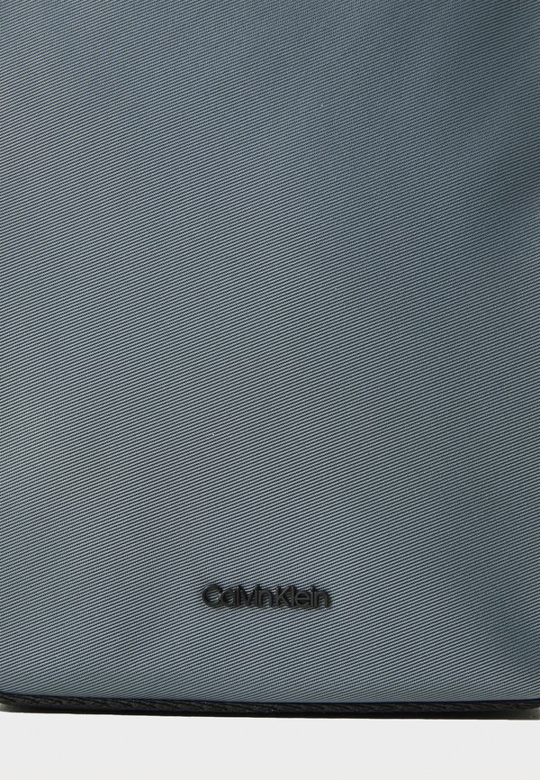 EASE REPORTER  - Cross body bag - turbulence3