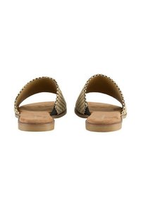 Sandali scivolati tessuti con un interno marrone e accenti neri, caratterizzati da una suola piatta e un design open-toe. Parte superiore testurizzata con un motivo intrecciato.
