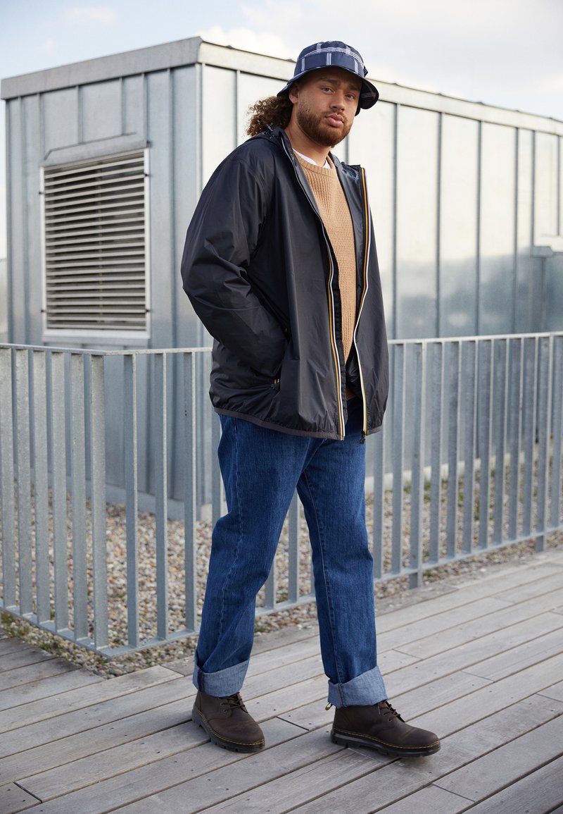 K-Way PLUS LE VRAI CLAUDE UNISEX - Cappotto corto - black pure