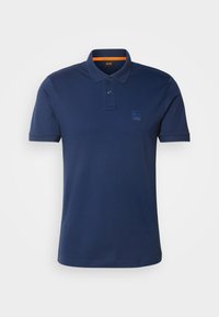 Unselected, open blue