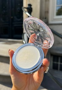 Danessa Myricks Beauty BALM DEW WET - Highlighter - morning dew