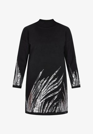 Fekete ruha ál-gallérral és hosszú ujjal. Ezüst flitterezés díszíti, amely növényi levelekre hasonlít az oldalán. Puha anyag.