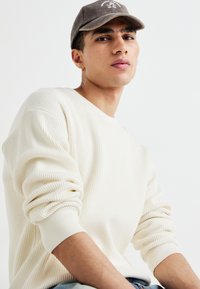 GAP OVERSIZED PLAITED CREW - Strickpullover - carls stone