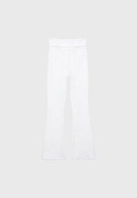 Stradivarius FLARED - Hlače - white