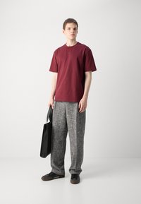 HUGO DAPOLINO - T-Shirt basic - dark pink