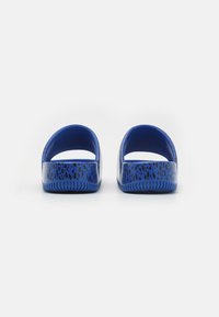 Nike Sportswear CALM SLIDE UNISEX - Sandály do bazénu - racer blue/dark obsidian