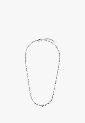 Zilveren kralenketting met kleine ronde kralen die geleidelijk overgaan naar grotere kralen aan de voorkant en een karabijnsluiting met verstelbare ketting.