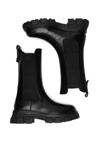 Czarne skórzane botki za kostkę z elastycznymi panelami, masywną gumową podeszwą i pętelkami z tyłu. Charakteryzują się gładkim wykończeniem i wytrzymałą fakturą.