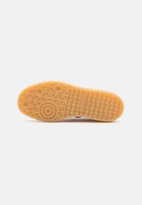 adidas Originals SAMBAE - Tenisice - footwear white/better scarlet