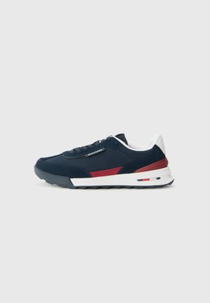 RETRO RUNNER - Trainers - desert sky