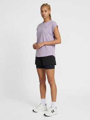 Hummel, HUMMEL HMLSOFT RELAXED W T-SHIRT S/S - Basic T-shirt - gray ridge