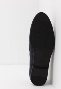 Pier One Sapatos slip-on elegantes - dark blue