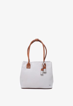 Witte leren tote bag met lichtbruine leren handvatten en accenten, met een gestructureerd oppervlak en decoratieve franjes. Rits sluiting.
