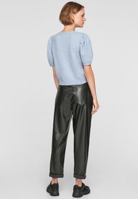 QS Spodnie skórzane