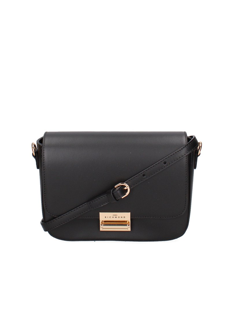 Borsa a tracolla in pelle nera con chiusura a coperchio, hardware in tono dorato, tracolla regolabile e un accento logo rettangolare.