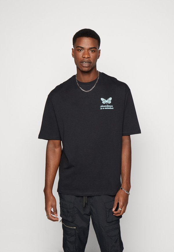 CHEST TEE UNISEX - Print T-shirt4