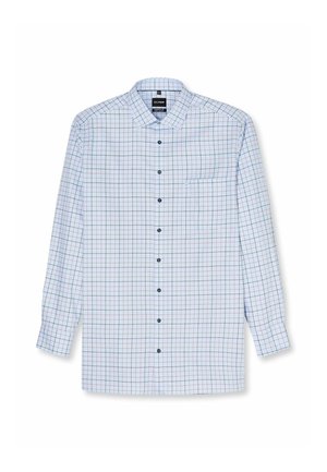 Camicia azzurra chiaro a maniche lunghe con bottoni scuri e motivo a quadri rossi e blu, dotata di taschino sul petto e colletto classico.