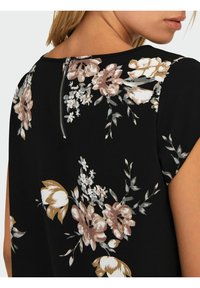ONLY ONLVIC AOP  - Print T-shirt - black