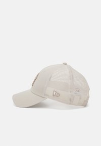 New Era HOME FIELD 9FORTY® TRUCKER UNISEX - Cap - stone/brown
