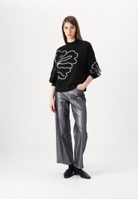 JDY JDYBINE FLOWER  - Trui - black