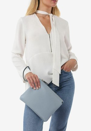 Miriade MANNY - Pochette - polvere