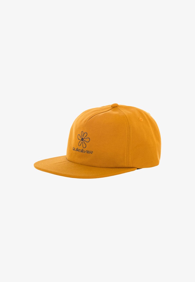 Casquette jaune à visière plate, fabriquée en coton. Elle présente un design de logo gris sur le devant et une surface en tissu texturé.