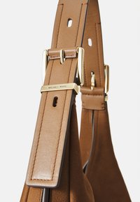 MICHAEL Michael Kors NOLITA - Shopping bag - dark caramel