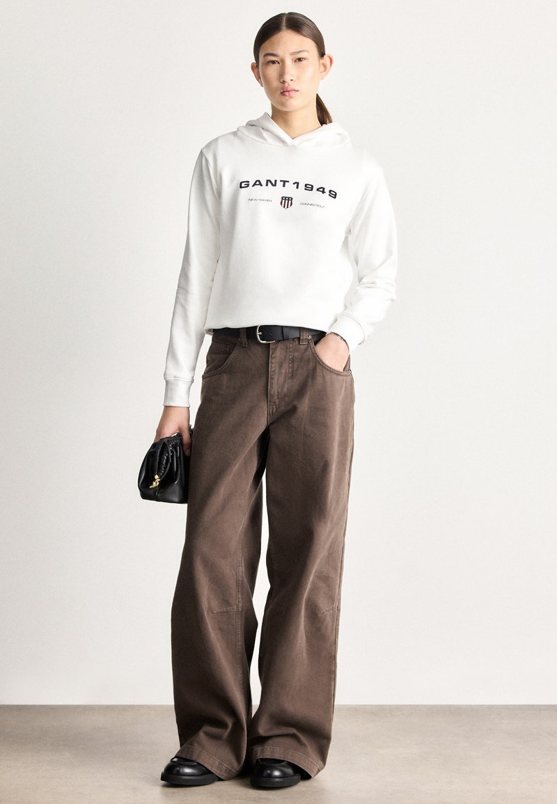GANT GRAPHIC HOODIE - Mikina s kapucí - white