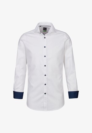 Camicia bianca con bottoni, maniche lunghe, caratterizzata da polsini e bottoni blu scuro. Il tessuto ha una texture liscia e un design del colletto classico.
