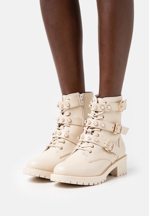 Bianco Biker-/cowboynilkkurit - off-white