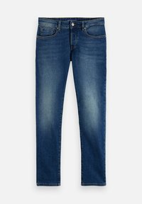 Vaqueros de mezclilla azul con un corte recto, con detalles desgastados, cinco bolsillos y un cierre clásico de botón y cremallera.