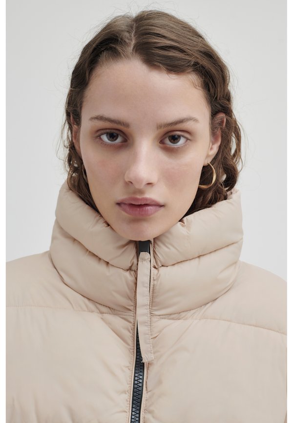 BYDOMINA - Winter jacket - rose dust2