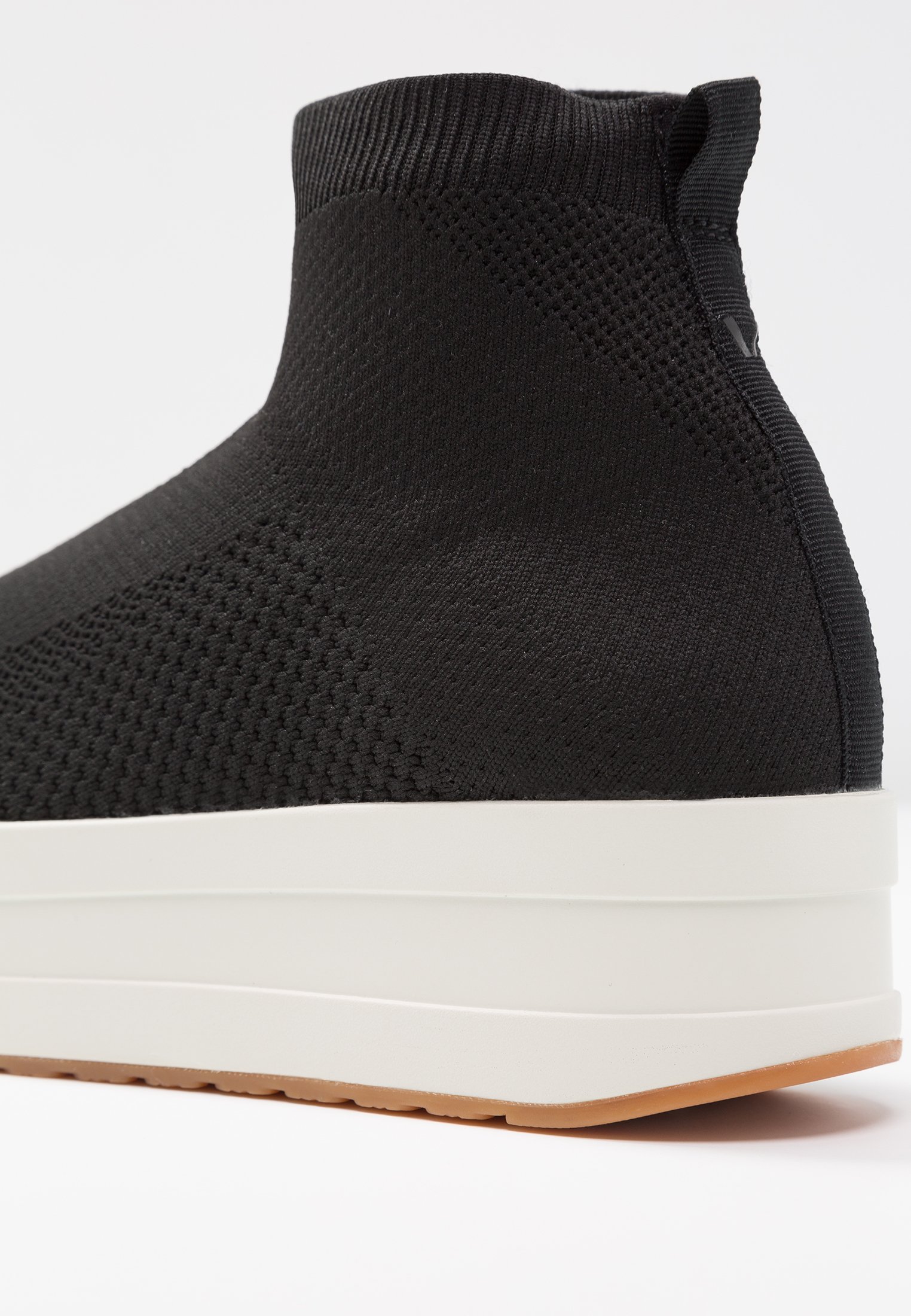 CASEY Höga sneakers black CASEY Höga sneakers black