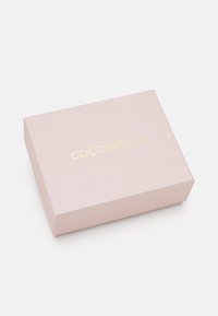 Coccinelle CAMPUS - Portofel - brown/green/offwhite