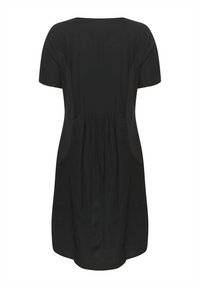 Robe noire à manches courtes avec taille froncée et ourlet droit, vue de dos.