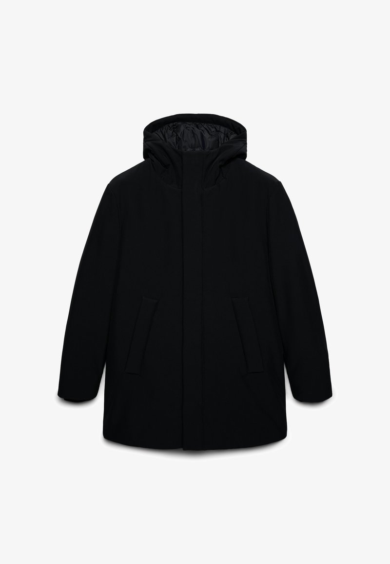Cappotto invernale nero con cappuccio, tasche frontali, maniche lunghe e chiusura con zip nascosta da una patta frontale.