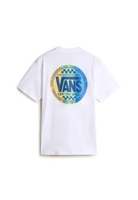 Hvid bomuld t-shirt med et cirkulært grafisk design i blå og gul, der viser "VANS" og tekst i en fed, stiliseret skrifttype.