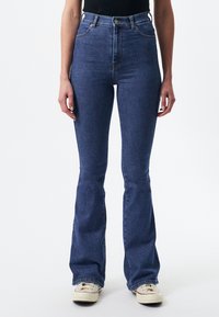Dr.Denim MOXY FLARE - Flared jeans - cape dark plain