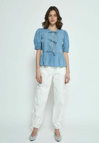 Minus FELICIA TIE - Camicetta - light denim