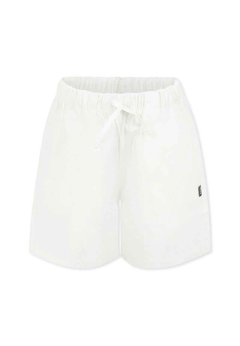 Pantaloni corti bianchi in vita elastica con cordoncino. Tessuto liscio, vestibilità casual e una piccola etichetta logo laterale. Design semplice, senza fantasie o dettagli aggiuntivi.